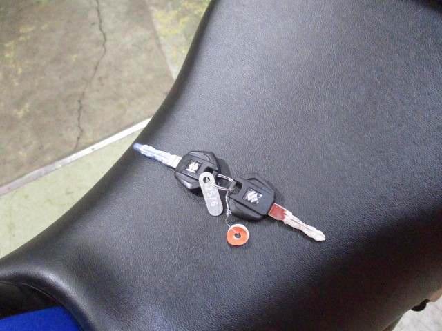 純正鍵も２本装備！！中古車はこういう所もよくチェックですよね！通販も大歓迎の一台！！